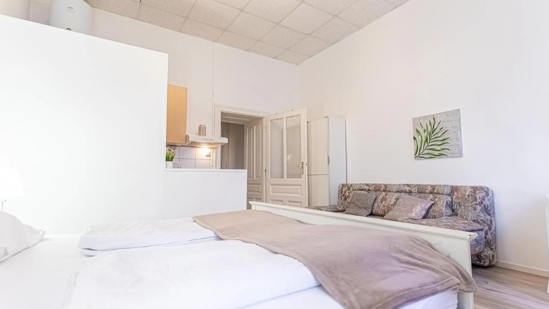 Stylish Small & Cozy Apt - Ideal For Longstays Viena
